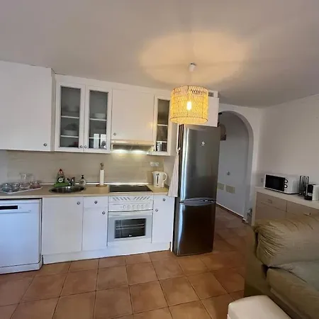 Apartment Happy Place