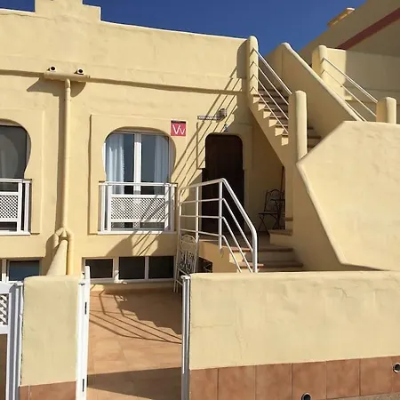 Happy Place Apartment *